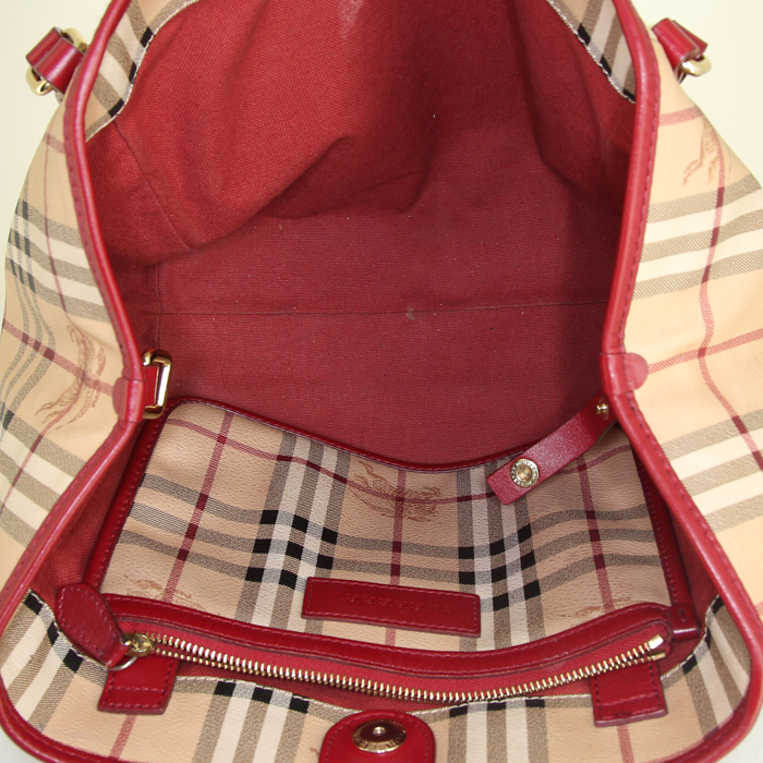 Burberry Canterbury bag worn on the shoulder or carried in the hand in beige Haymarket canvas and burgundy leather - Detail D2