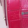 Louis Vuitton Alma BB shoulder bag in fuchsia epi leather - Detail D4 thumbnail