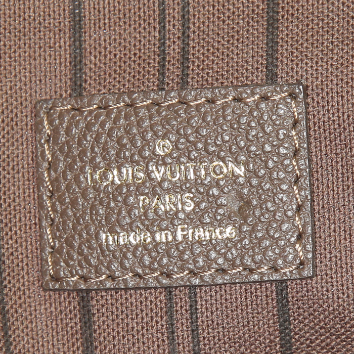 Louis Vuitton shopping bag in brown empreinte monogram leather - Detail D3