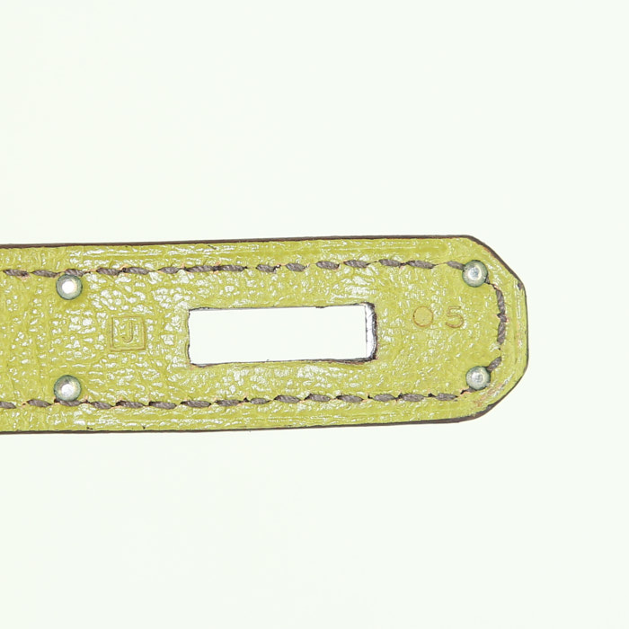 Sac à main Hermes Haut à Courroies en chevre vert Chartreuse - Detail D4