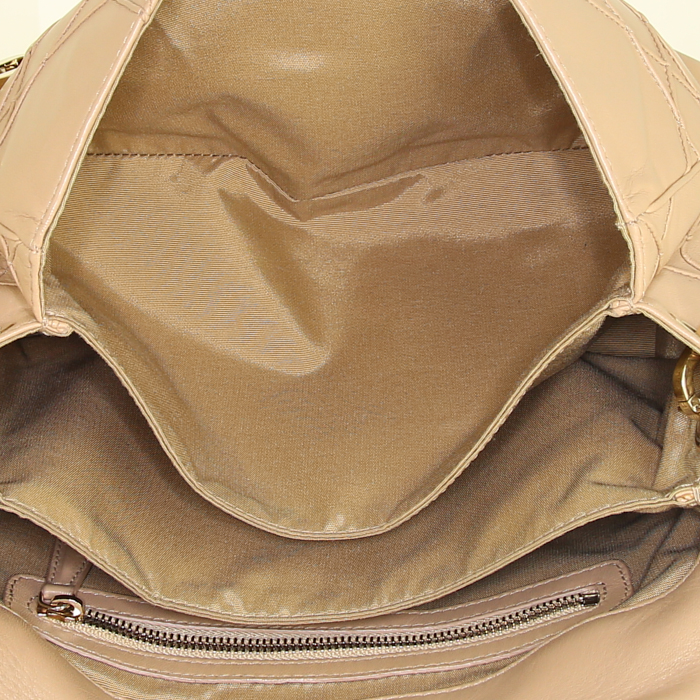 Dior Miss Dior handbag in beige quilted leather - Detail D2