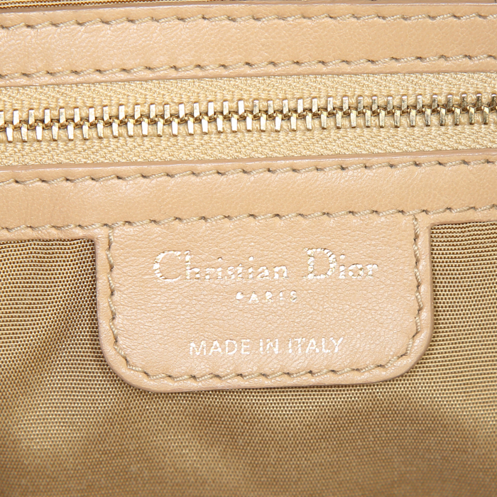 Dior Miss Dior handbag in beige quilted leather - Detail D3