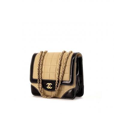 Bolso bandolera Chanel Vintage en cuero acolchado beige y charol negro