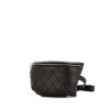 Pochette-ceinture Chanel en cuir grainé matelassé noir - 00pp thumbnail