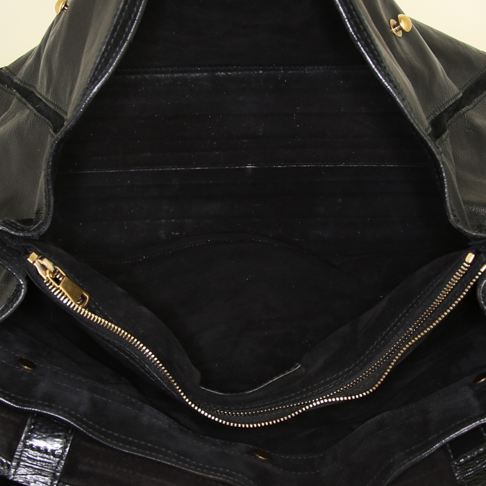 Bolso de mano Yves Saint Laurent Muse Two modelo grande en charol negro y ante negro - Detail D2