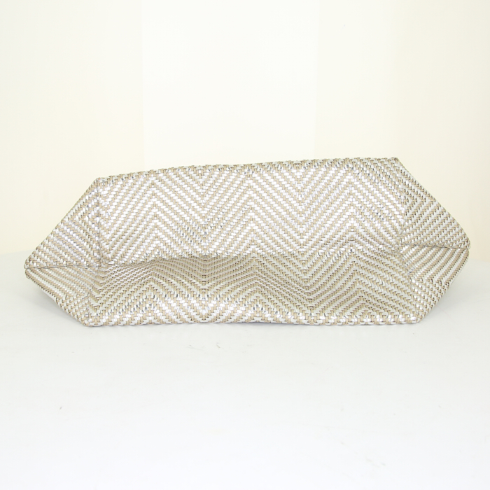 Bolso Cabás Hermès Amedaba Diago en cuero trenzado color topo y plateado - Detail D4