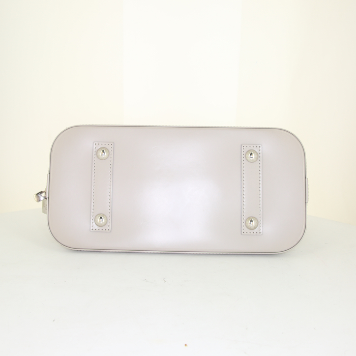 Bolso de mano Louis Vuitton Alma modelo mediano en cuero Epi gris - Detail D4