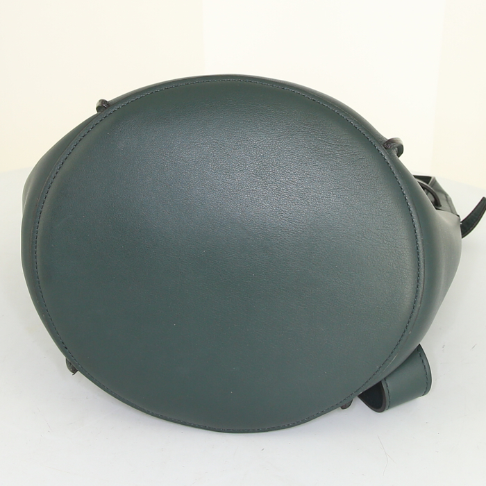 Celine Big Bag shoulder bag in green leather - Detail D4