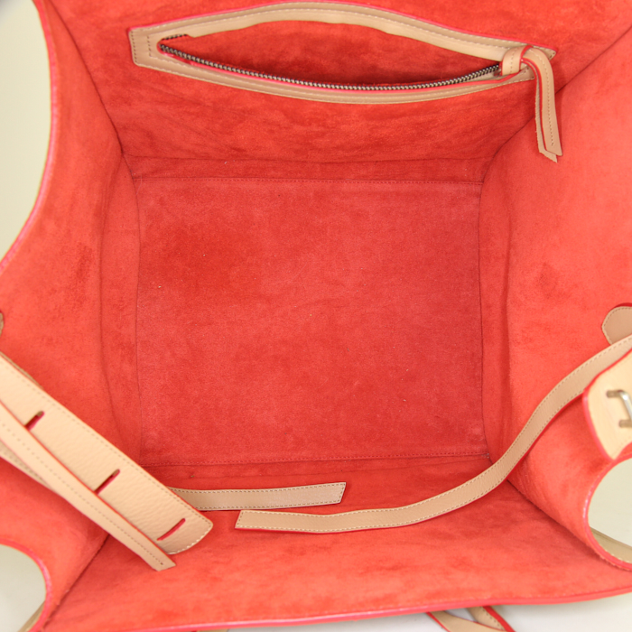 Céline Phantom shopping bag in beige leather and red piping - Detail D2