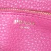 Portefeuille Prada en cuir grainé rose - Detail D3 thumbnail