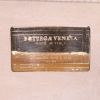 Bottega Veneta Knot pouch in beige lizzard and beige leather - Detail D3 thumbnail