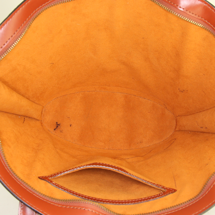 Borsa Louis Vuitton Saint Jacques modello piccolo in pelle Epi color cognac - Detail D2
