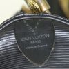Sac de voyage Louis Vuitton Keepall 50 cm en cuir épi noir - Detail D3 thumbnail