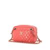 Chanel Camera handbag in pink patent leather - 00pp thumbnail