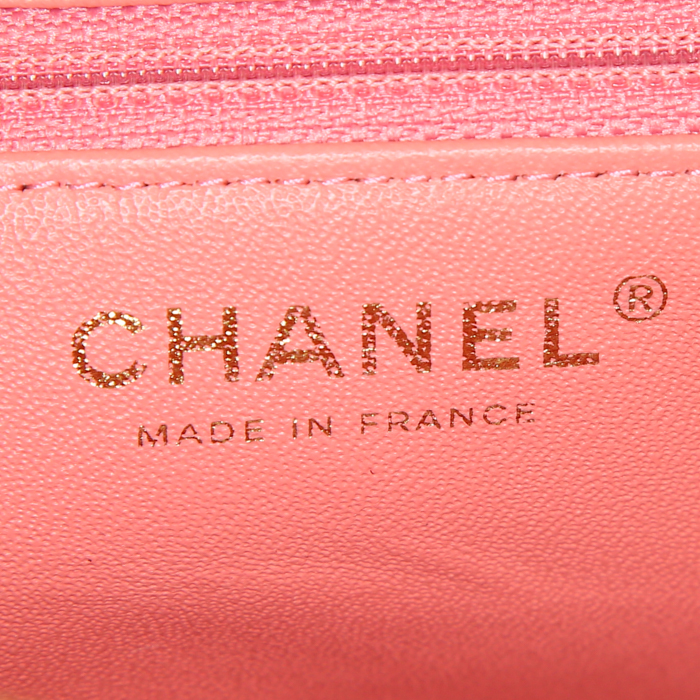 Borsa Chanel Camera in pelle verniciata rosa - Detail D3
