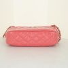 Chanel Camera handbag in pink patent leather - Detail D4 thumbnail