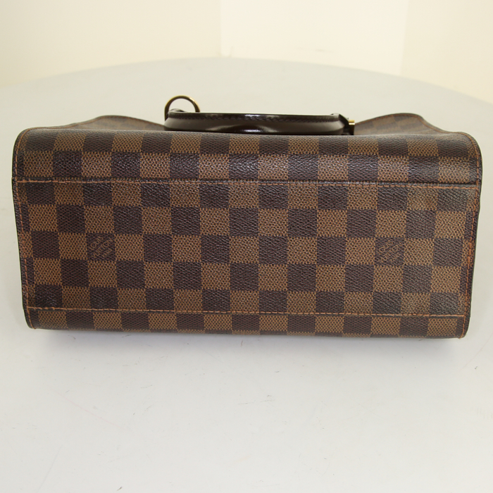 Sac à main Louis Vuitton Triana en toile damier ébène et cuir glacé marron - Detail D4