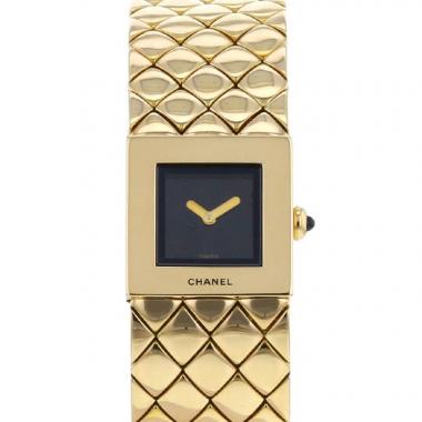 Orologio Chanel Matelassé Wristwatch in oro giallo 18k Circa  1995
