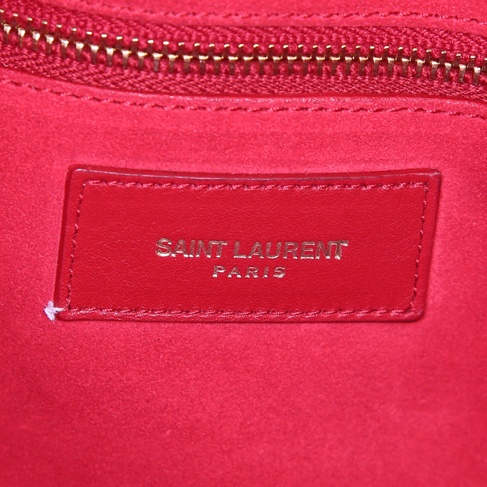 Sac à main Saint Laurent Sac de jour grand modèle en cuir rouge - Detail D3
