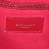 Bolso de mano Saint Laurent Sac de jour modelo grande en cuero rojo - Detail D3 thumbnail