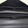 Borsa portadocumenti Louis Vuitton Robusto in pelle taiga nera - Detail D2 thumbnail