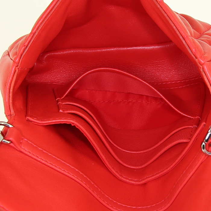 Bolso bandolera Dior Miss Dior Promenade en cuero cannage rojo - Detail D2