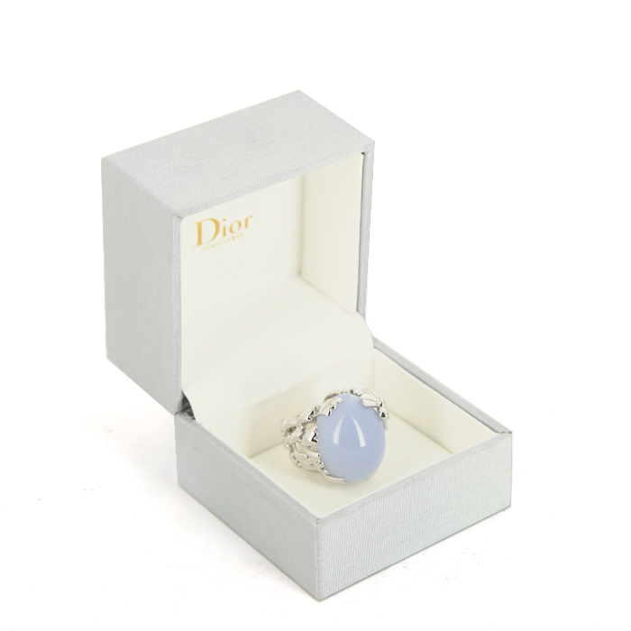 Bague Dior Gourmande "Libellule" en or blanc et diamants et en calcédoine bleue - Detail D2