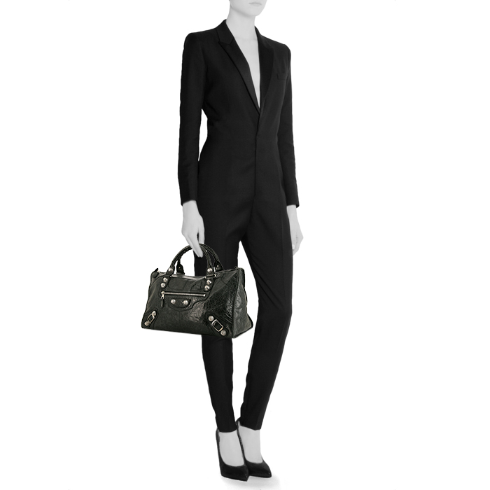 Sac à main Balenciaga Work en cuir noir - Detail D1