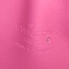 Borsa Louis Vuitton Papillon in pelle verniciata monogram rosa e pelle naturale - Detail D3 thumbnail