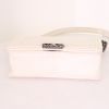 Chanel Boy shoulder bag in white quilted leather - Detail D5 thumbnail