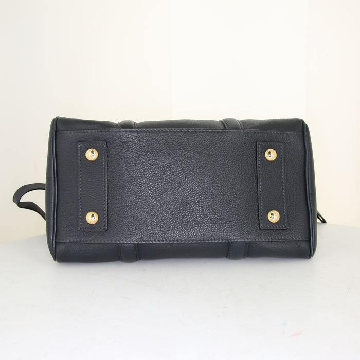 Louis Vuitton Sofia Coppola shoulder bag in navy blue grained leather - Detail D5