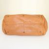 Bolso de mano Chloé Paddington en cuero granulado marrón - Detail D4 thumbnail