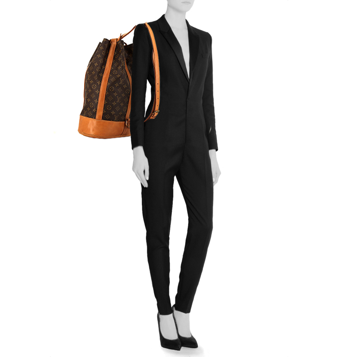 Louis Vuitton Randonnée backpack in brown monogram canvas and natural leather - Detail D1