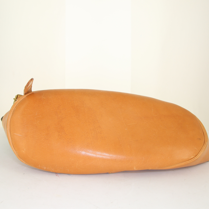 Louis Vuitton Randonnée backpack in brown monogram canvas and natural leather - Detail D4