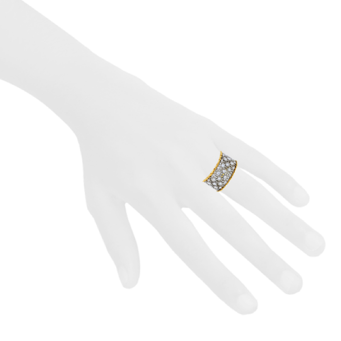Buccellati Scacchi ring in white gold,  yellow gold and diamonds - Detail D1