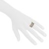 Bague Buccellati Scacchi en or blanc,  or jaune et diamants - Detail D1 thumbnail