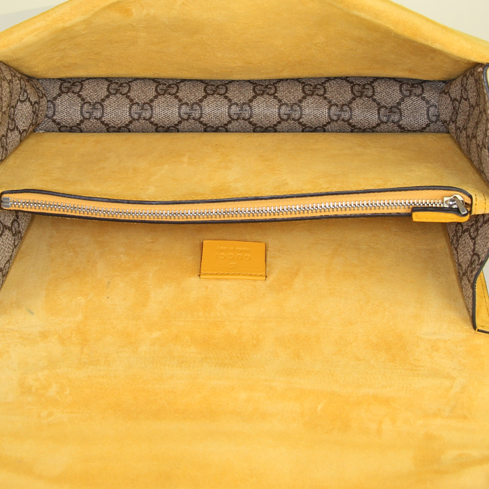 Bolso Gucci Dyonisus en tela Monogram y ante amarillo - Detail D3