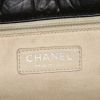 Sac cabas Chanel Grand Shopping en cuir matelassé noir - Detail D3 thumbnail