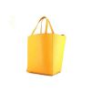Celine Cabas Phantom shopping bag in yellow grained leather - 00pp thumbnail