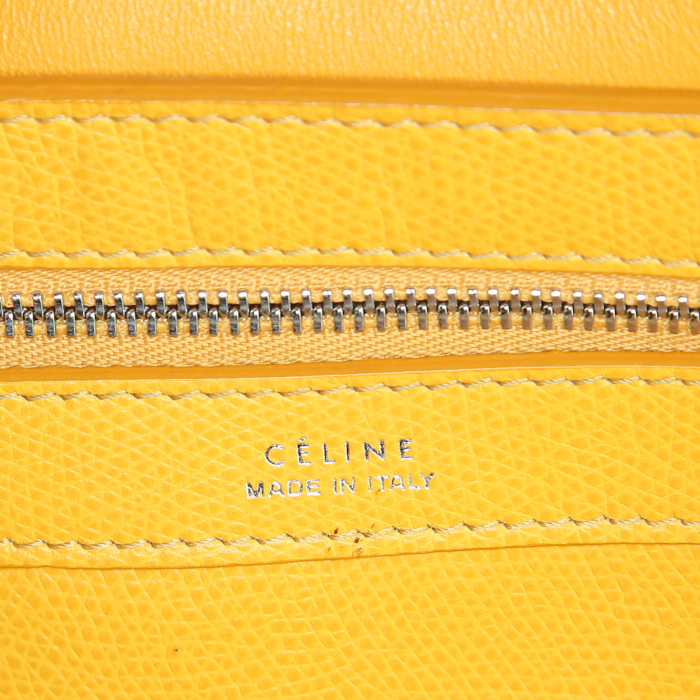 Celine Cabas Phantom shopping bag in yellow grained leather - Detail D3