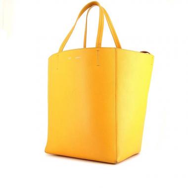 Bolso Cabás Celine Cabas Phantom en cuero granulado amarillo