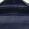 Chanel Baguette shoulder bag in blue quilted leather - Detail D2 thumbnail