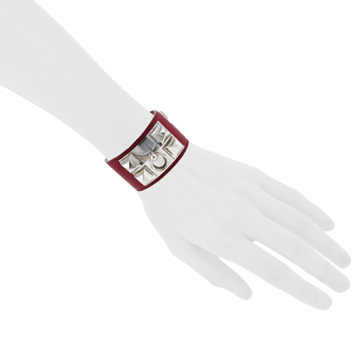 Hermes Médor cuff bracelet in palladium and leather - Detail D1