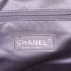 Borsa da spalla o a mano Chanel Portobello in pelle trapuntata beige e tweed nero - Detail D4 thumbnail
