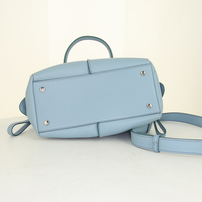 Tod's D-Styling shoulder bag in blue leather - Detail D5
