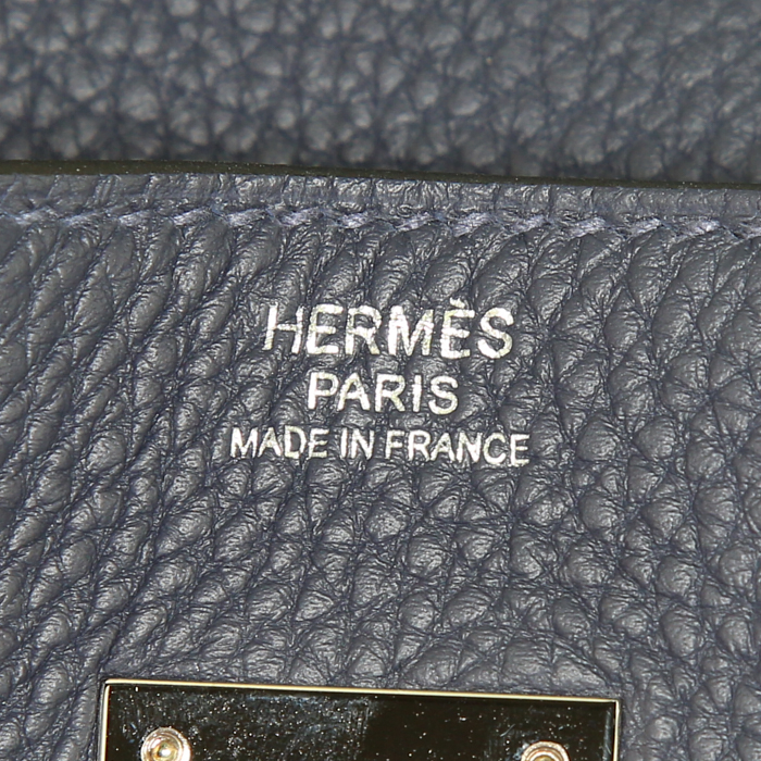 Hermes Birkin 30 cm handbag in navy blue togo leather - Detail D3
