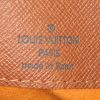 Sac bandoulière Louis Vuitton Musette Salsa petit modèle en toile monogram marron et cuir naturel - Detail D3 thumbnail