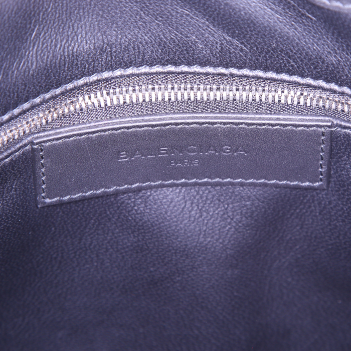 Balenciaga Dix handbag in black leather - Detail D4