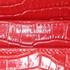 Sac bandoulière Saint Laurent Sunset en cuir rouge - Detail D4 thumbnail