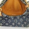 Louis Vuitton Pleaty bag worn on the shoulder or carried in the hand in blue two tones monogram denim canvas and natural leather - Detail D2 thumbnail